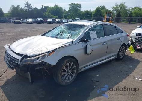 2016 Hyundai Sonata Sport z USA, uszkodzony, nr VIN 5NPE34AF3GH399331